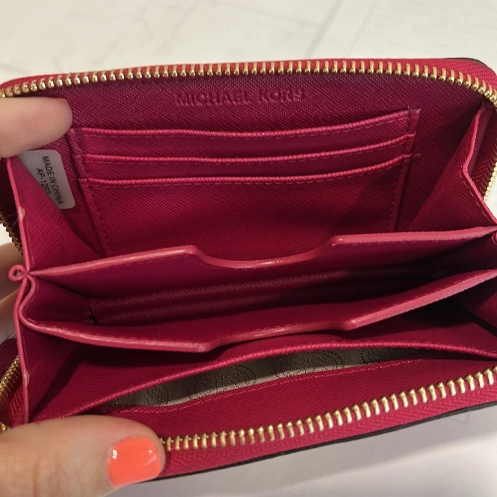 Michael Kors Pink Clutch Elegant Leather Wristlet
